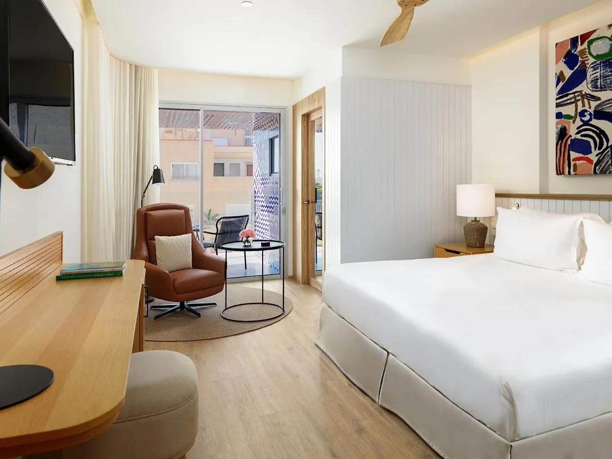 H10 Croma Malaga Hotel 4*,